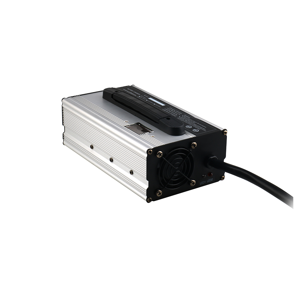 Fast Ev Charger - شاحن سريع DL900 LiFePO4 بقوة 48